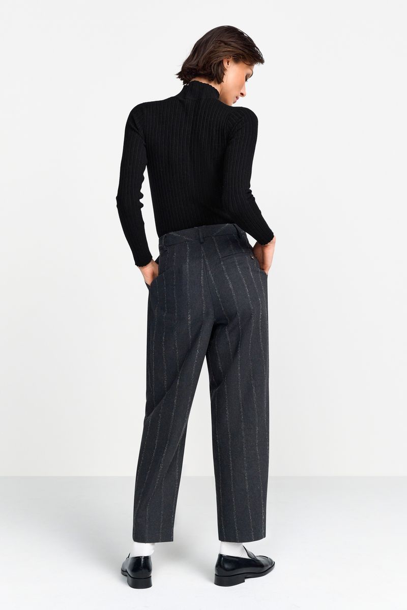 Turtle neck rib knit
