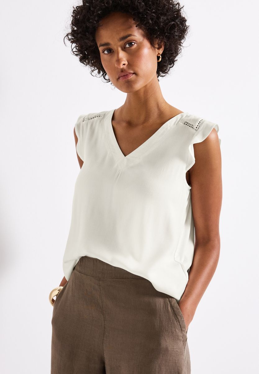 V-Neck Top mit Häkeldetails
