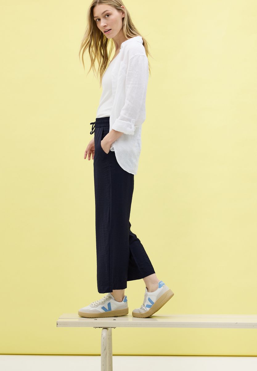 7/8 Wide Leg Hose