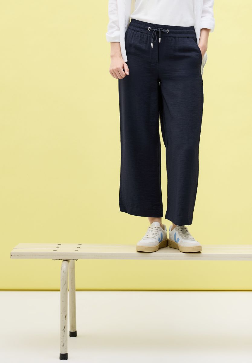 7/8 Wide Leg Hose