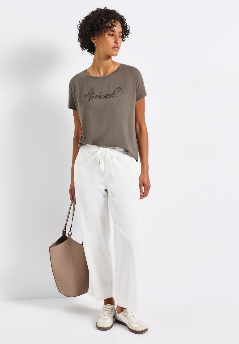 Shirt mit Wording-Stickerei