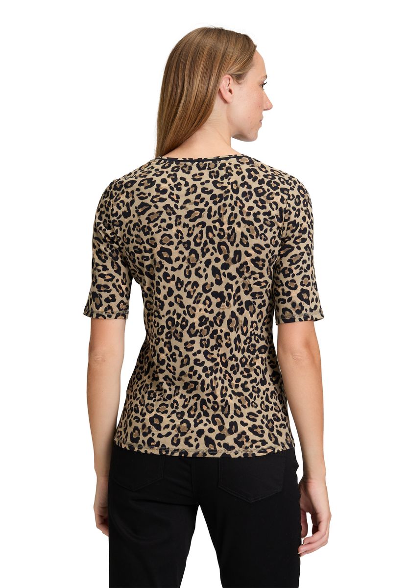 Basic Shirt