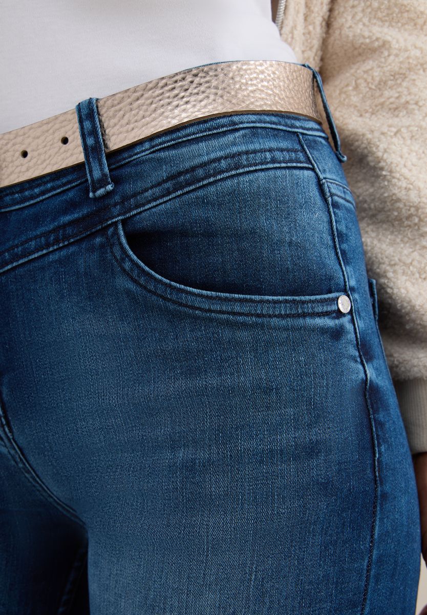 Glänzender Ledergürtel