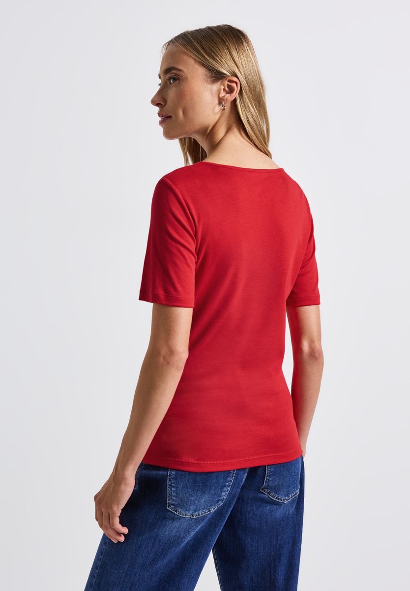 T-Shirt mit Herzausschnitt