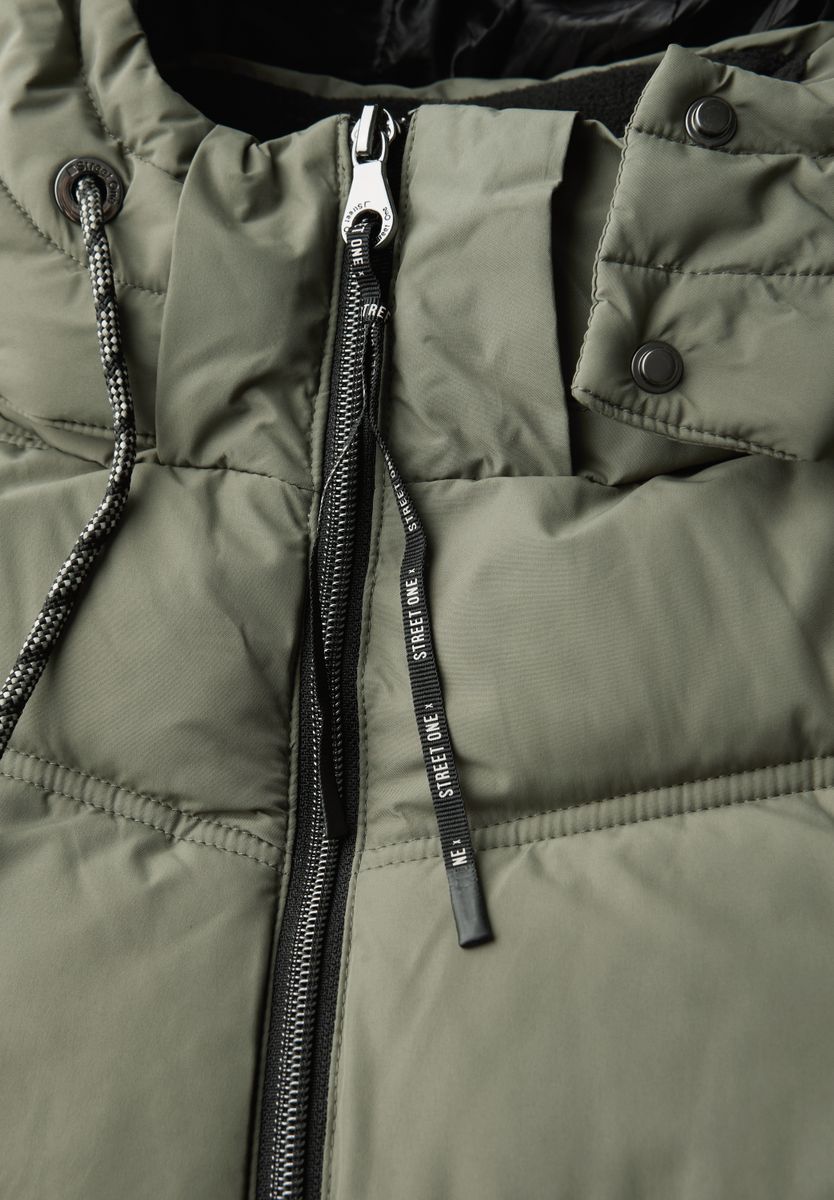 Lange Steppjacke