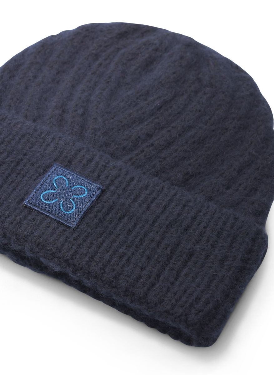 Gestrickte Mütze aus weicher Wollmischung mit Zopfstrickmuster