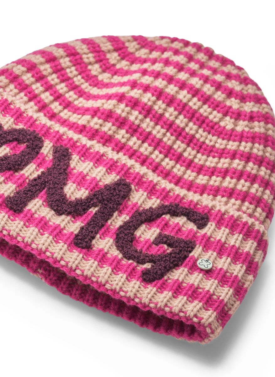 Gestrickte Mütze aus weicher Wollmischung mit gestricktem Streifenmuster und OMG-Patches