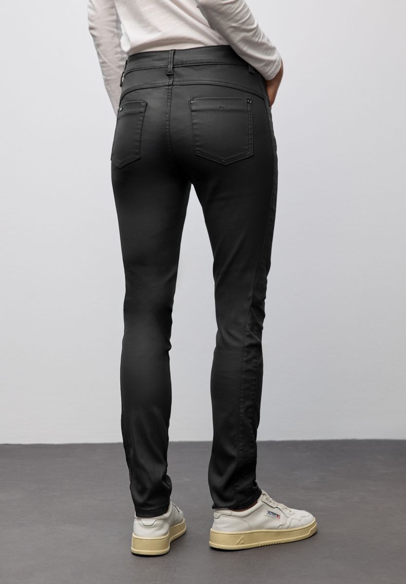 Slim Fit Coated Hose