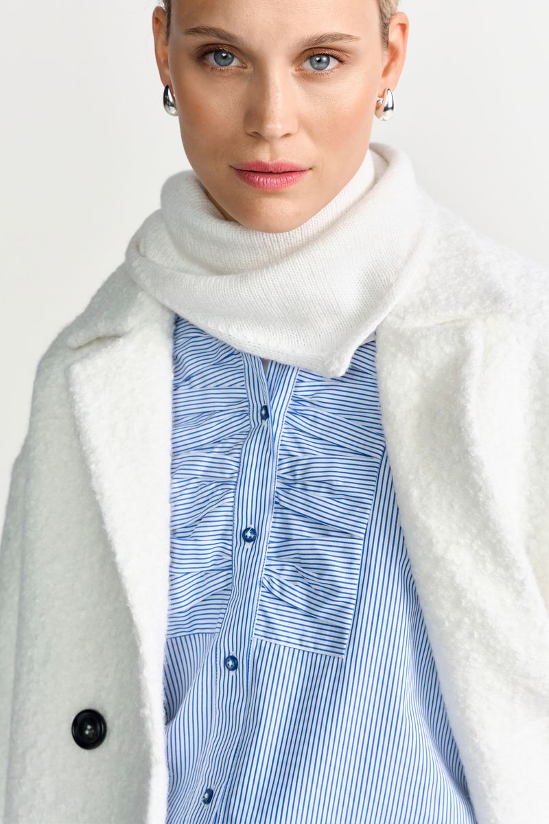 Knitted Triangle Scarf