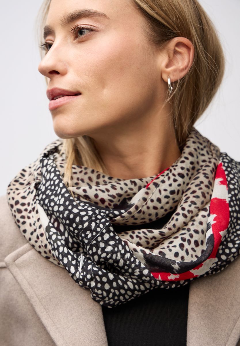 Gemusterter Loop Schal