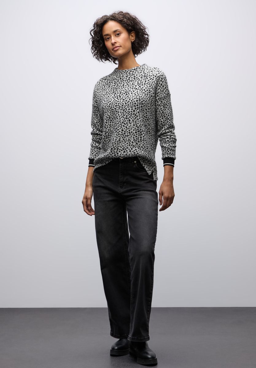 Kuscheliges Leo-Shirt