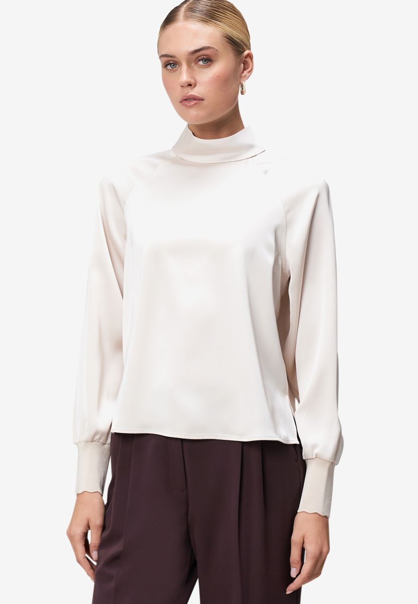 Satinbluse mit Stehkragen