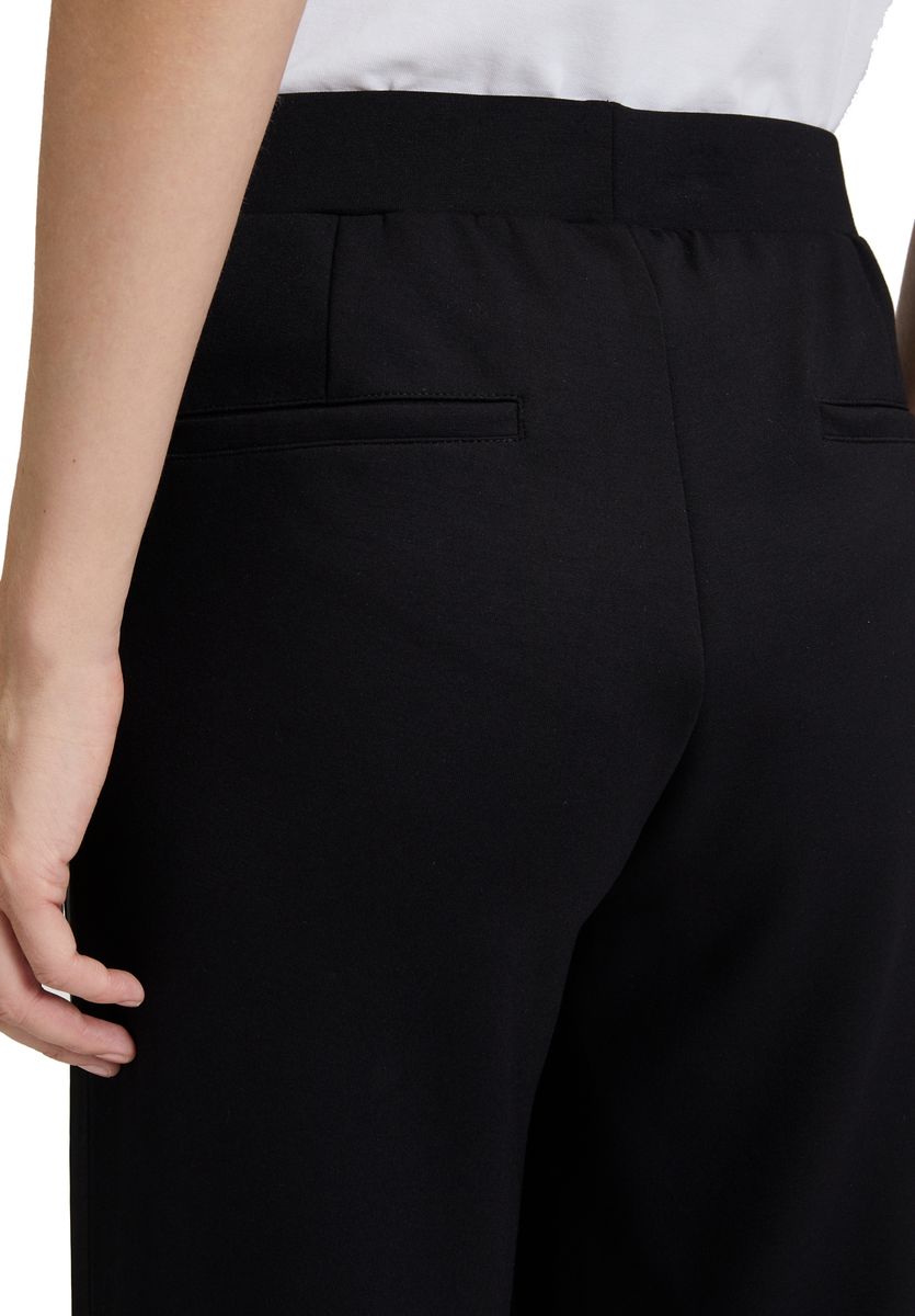 Schlupfhose