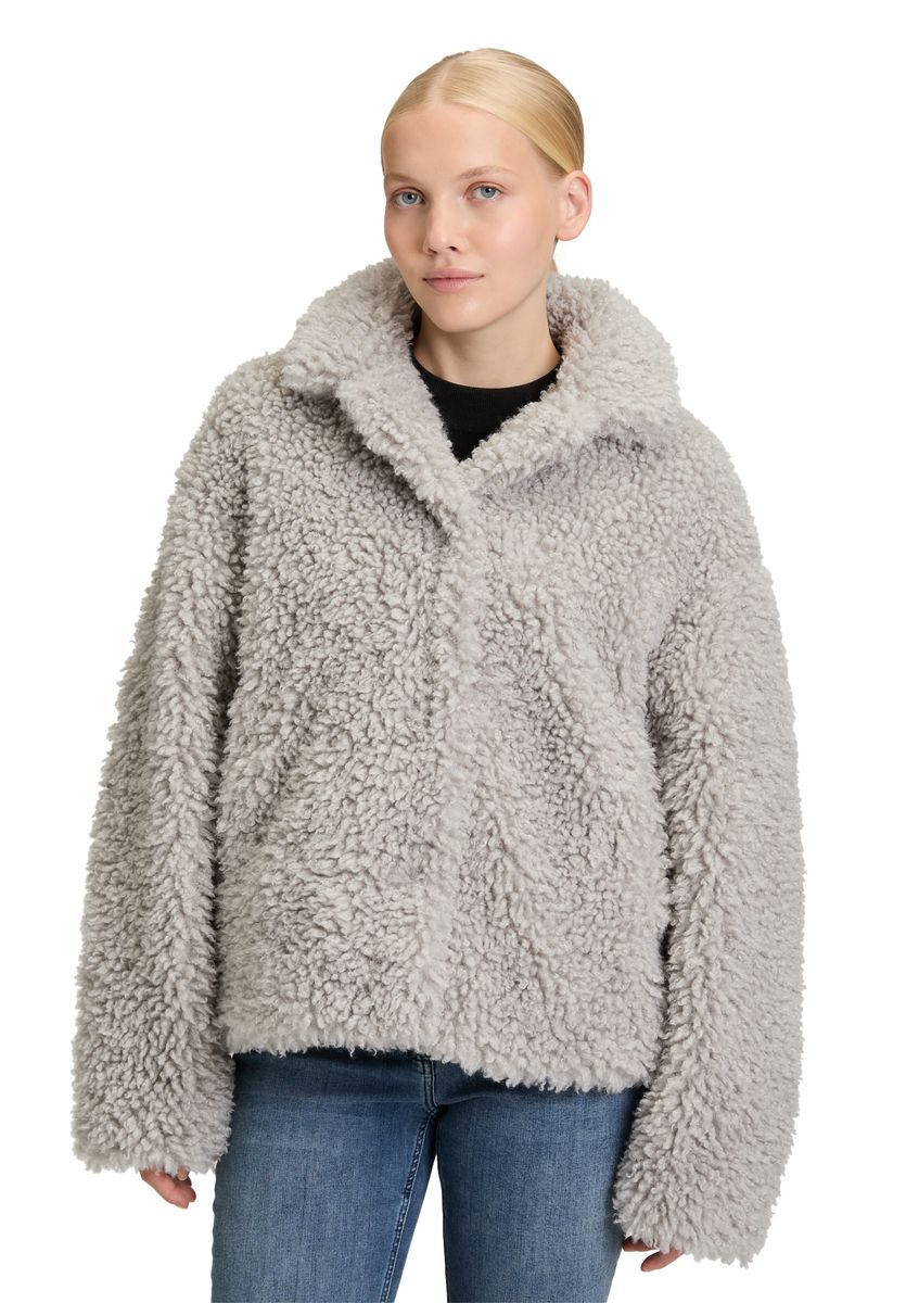 Plüschjacke