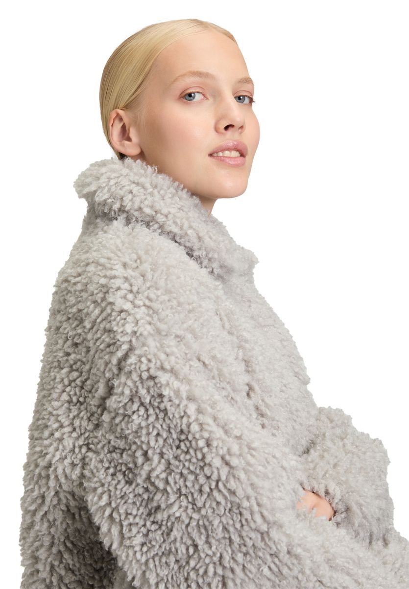 Plüschjacke