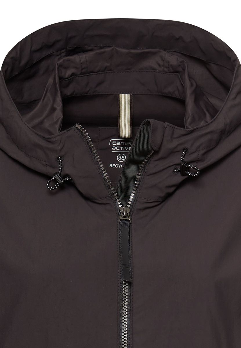 Leicht packbare Übergangsjacke im Oversized Fit