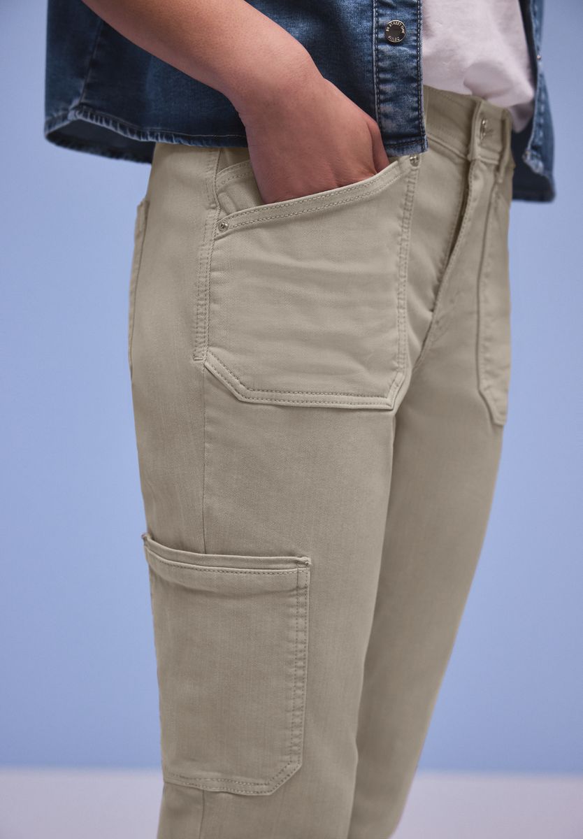 Cargo Jeans