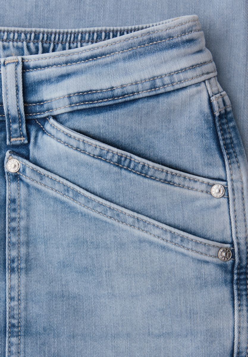 Cargo Jeans