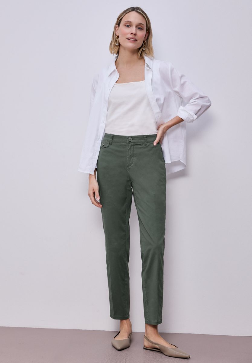 Chino im Casual Fit in softer Qualität