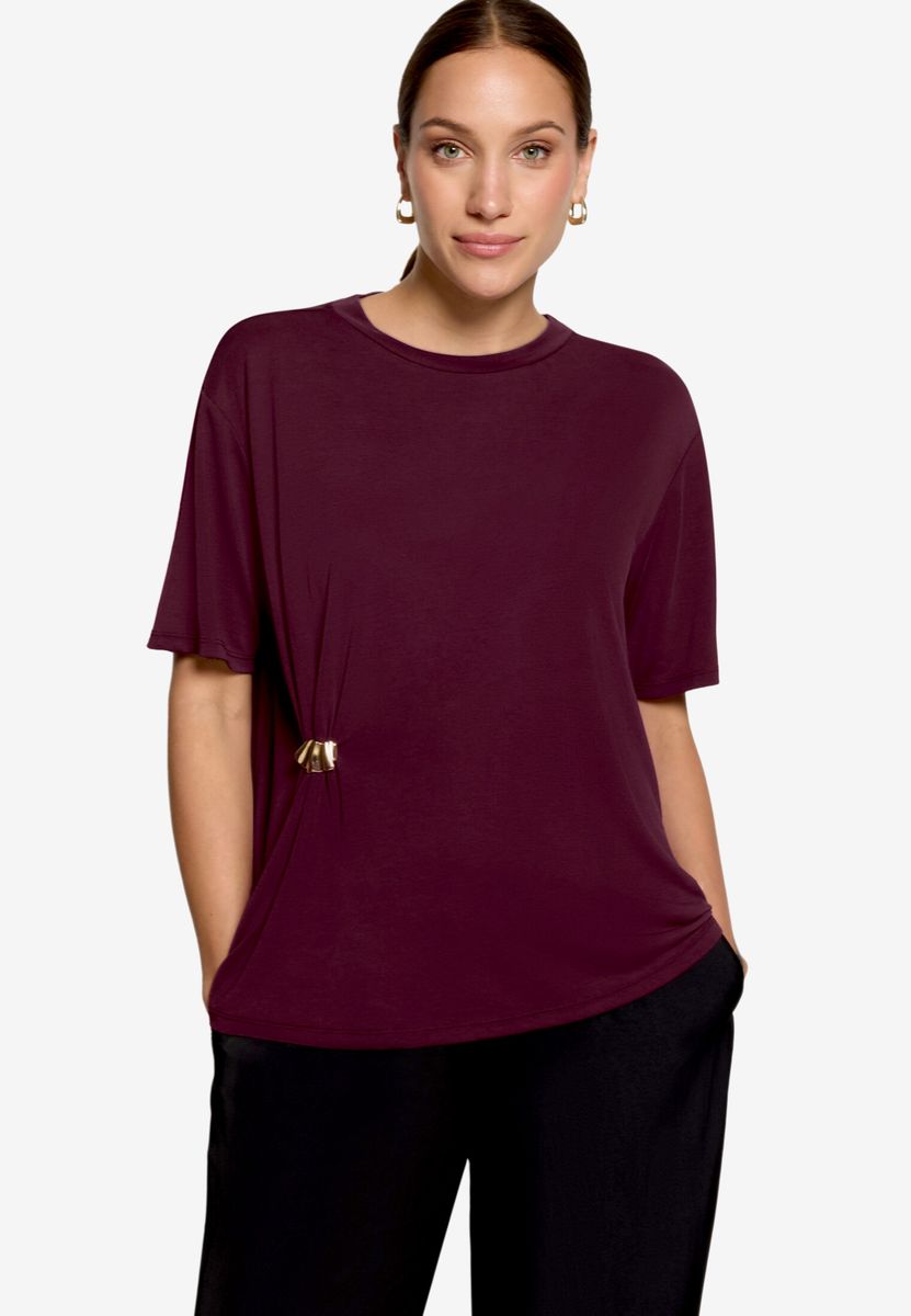 T-Shirt   mit Schnalle