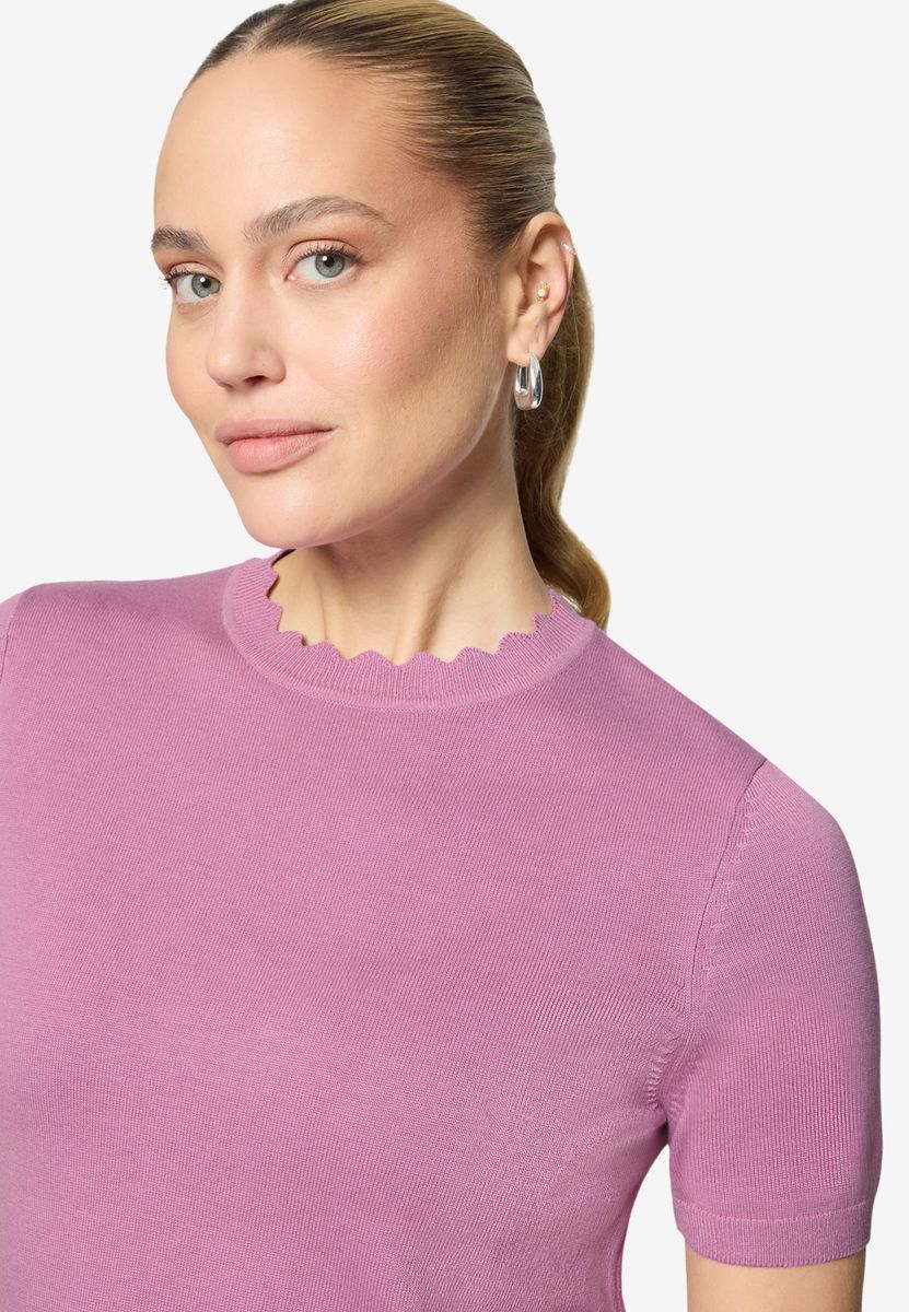 Kurzarmpullover  mit Wellensaum