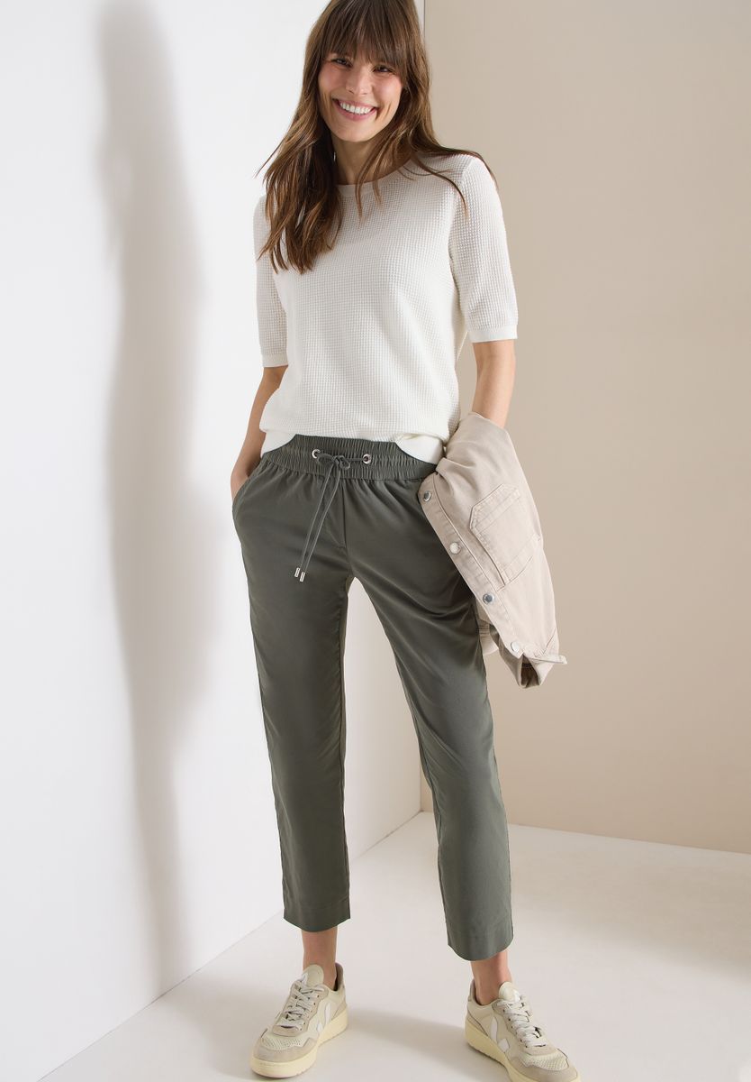 Mid Waist Slim Leg Hose im Casual Fit