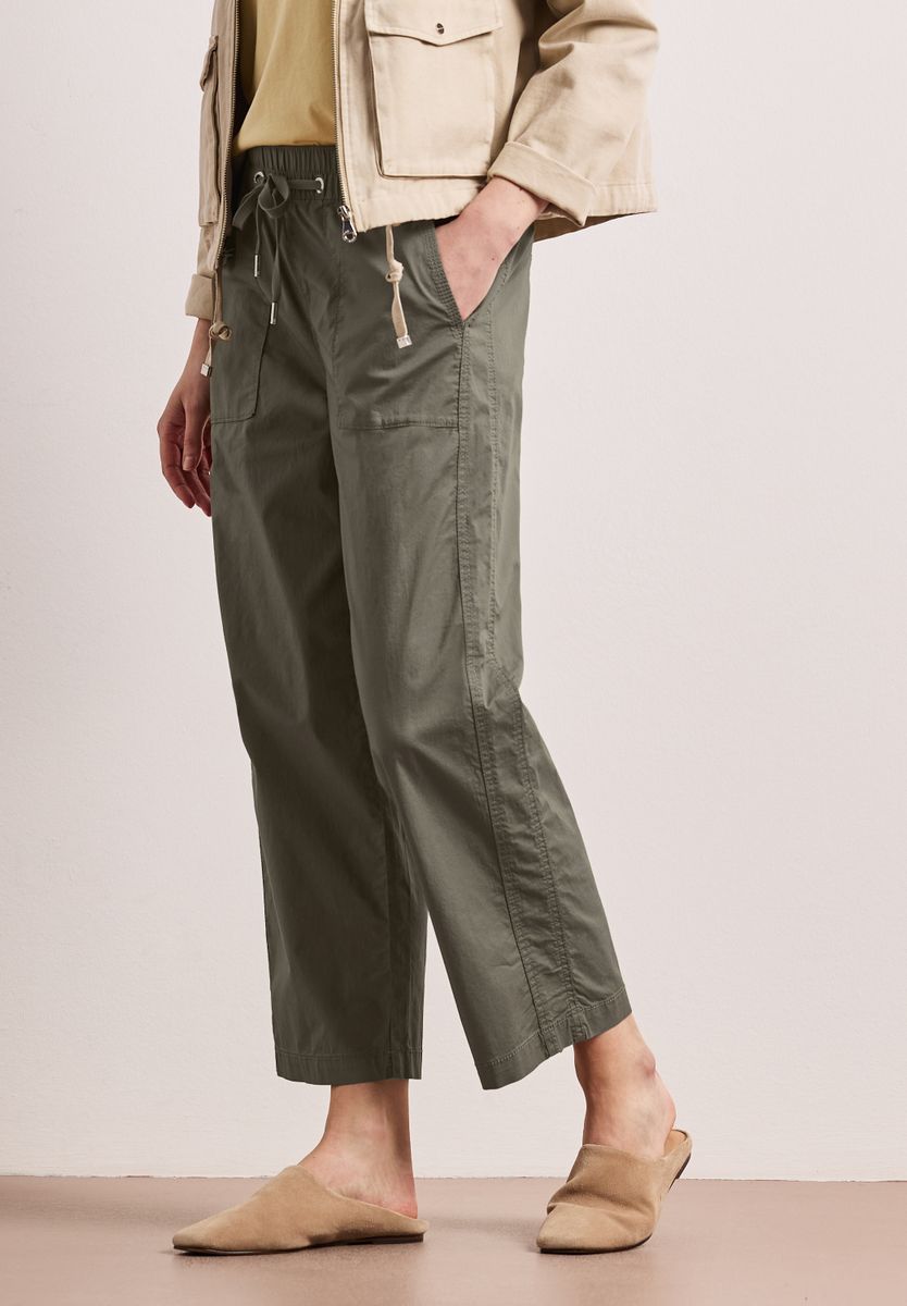 Straight Leg Hose in Hose Papertouchware