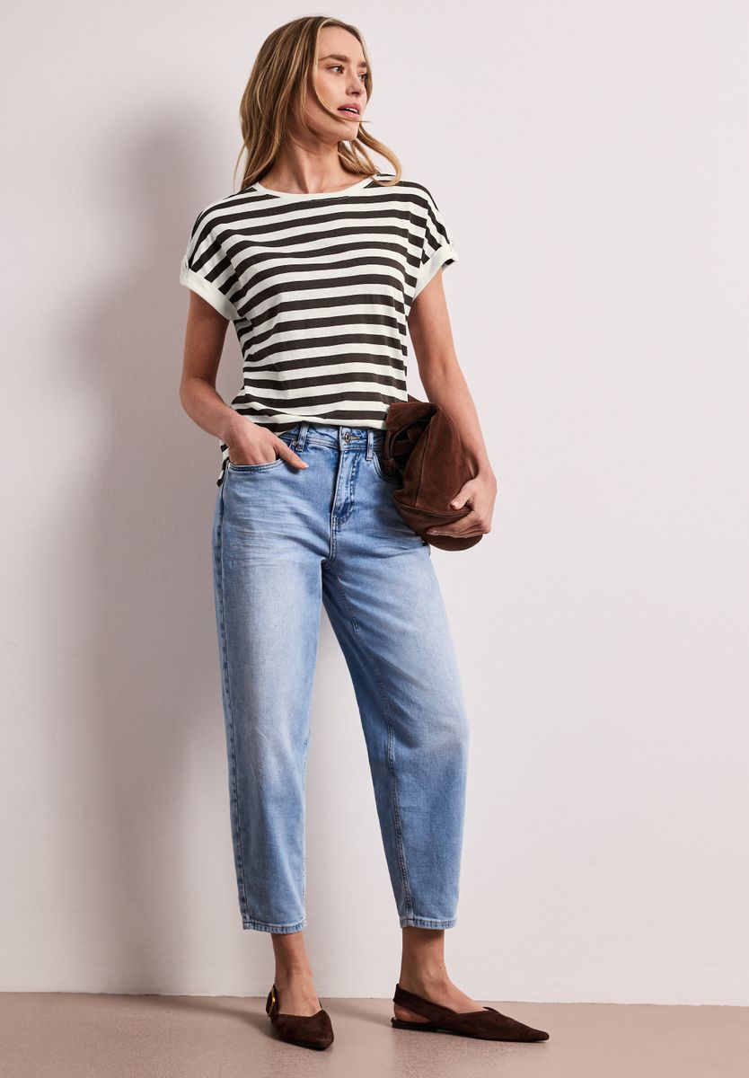 T-Shirt mit Rundhals und Knopfdetail