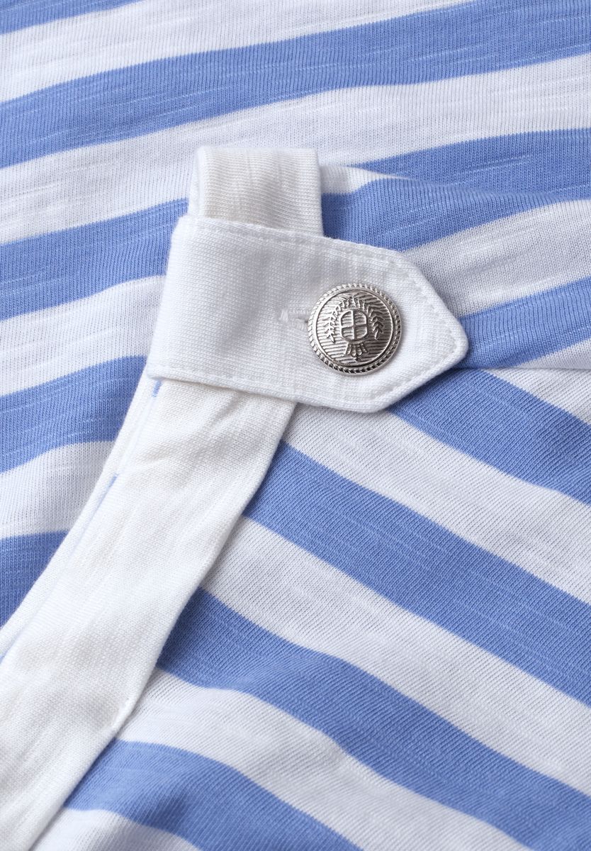 T-Shirt mit Rundhals und Knopfdetail