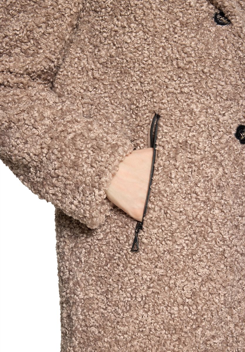 Plüschjacke