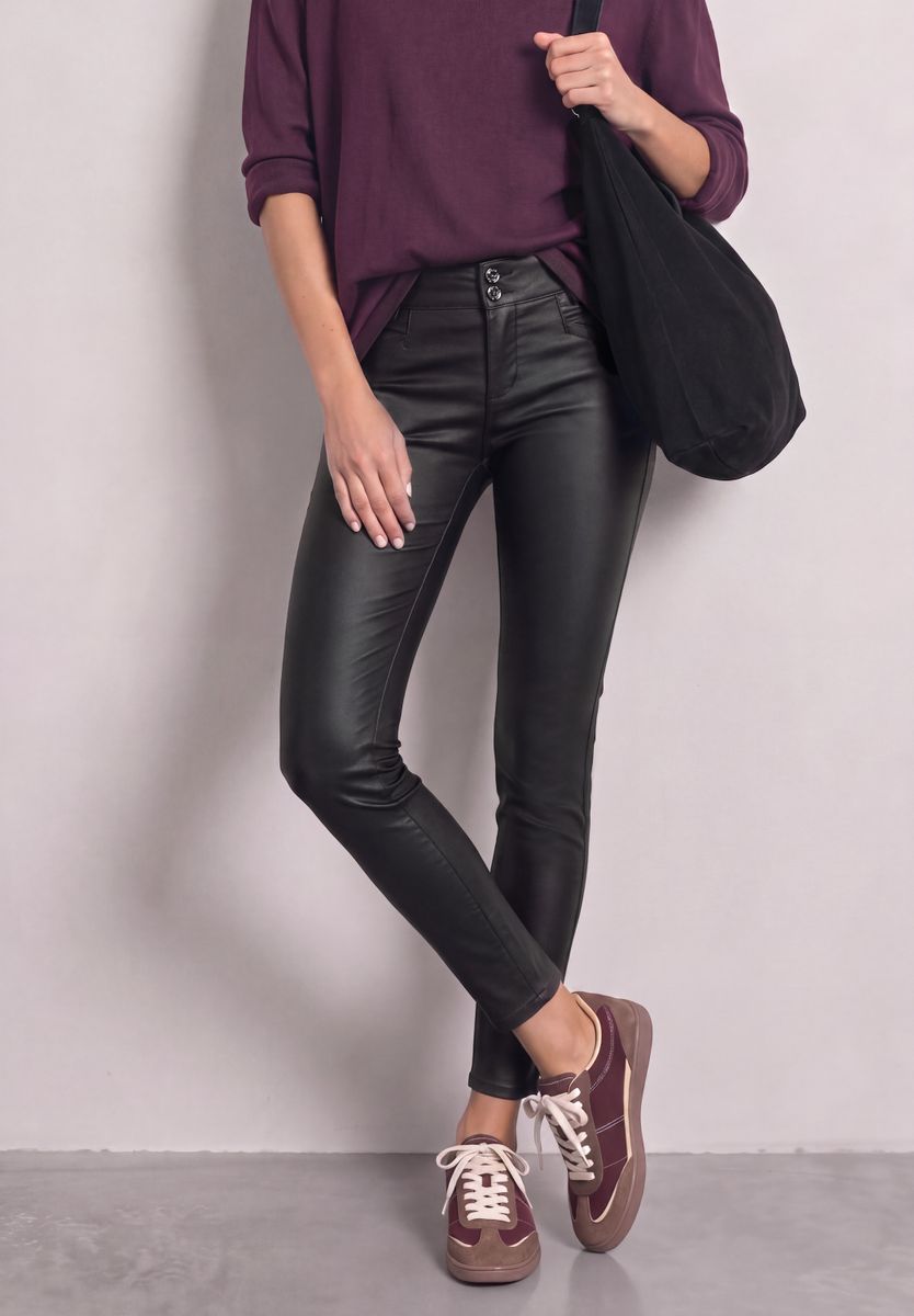 Mid Waist Hose im Slim Fit in Leder-Optik