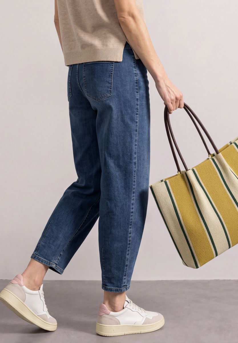 High Waist Barrel Leg Jeans im Loose Fit