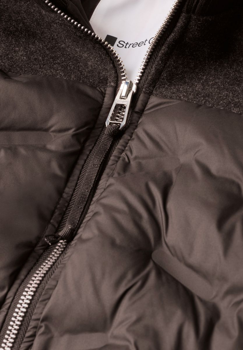 Strukturmix Jacke mit geklebter Steppung