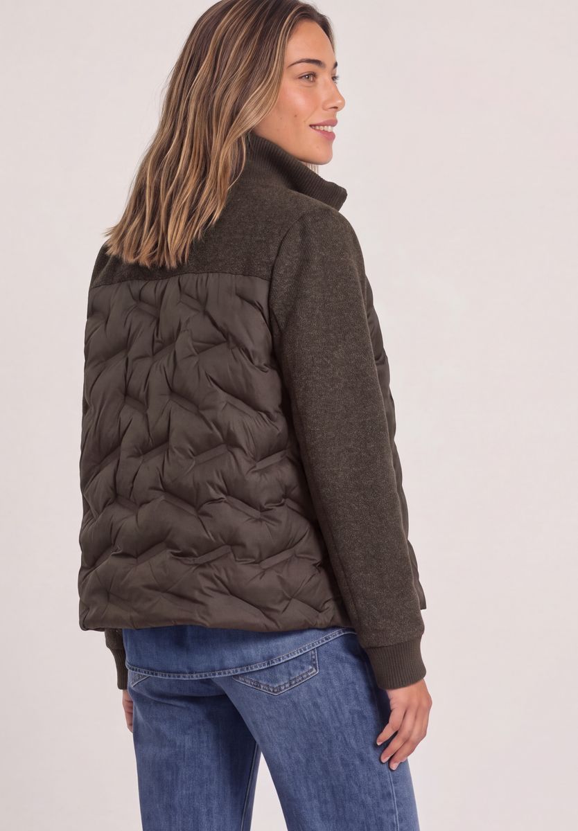 Strukturmix Jacke mit geklebter Steppung