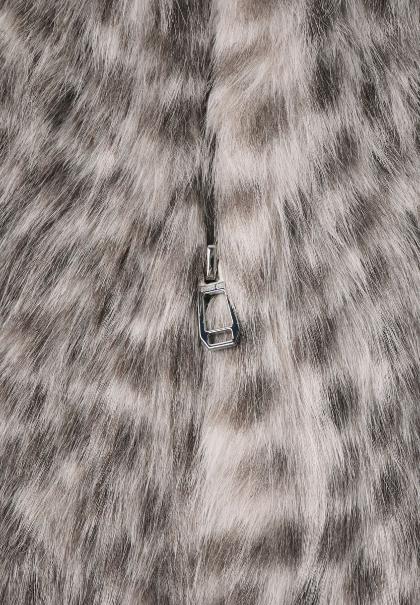 Fake-Fur Weste mit Zipper und Taschen