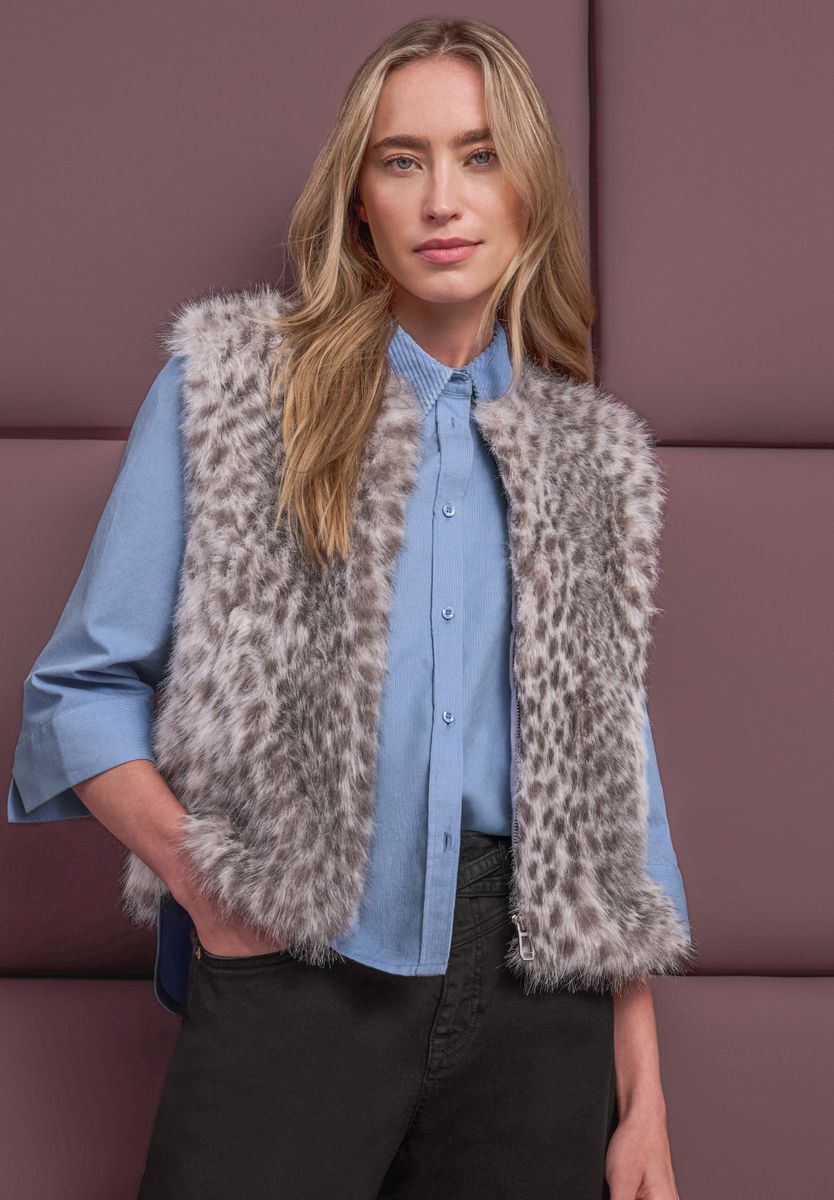 Fake-Fur Weste mit Zipper und Taschen