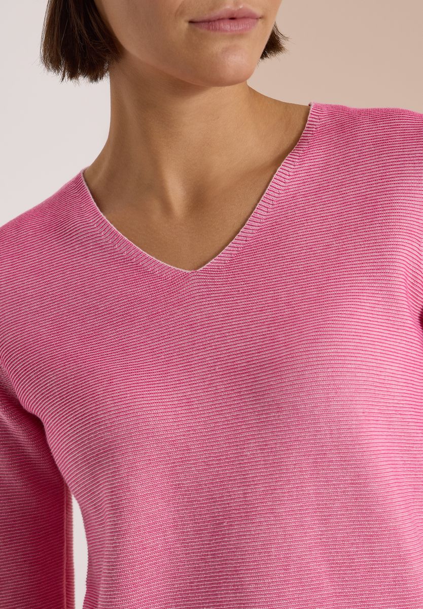 Pullover im Two-Tone-Look mit V-Neck
