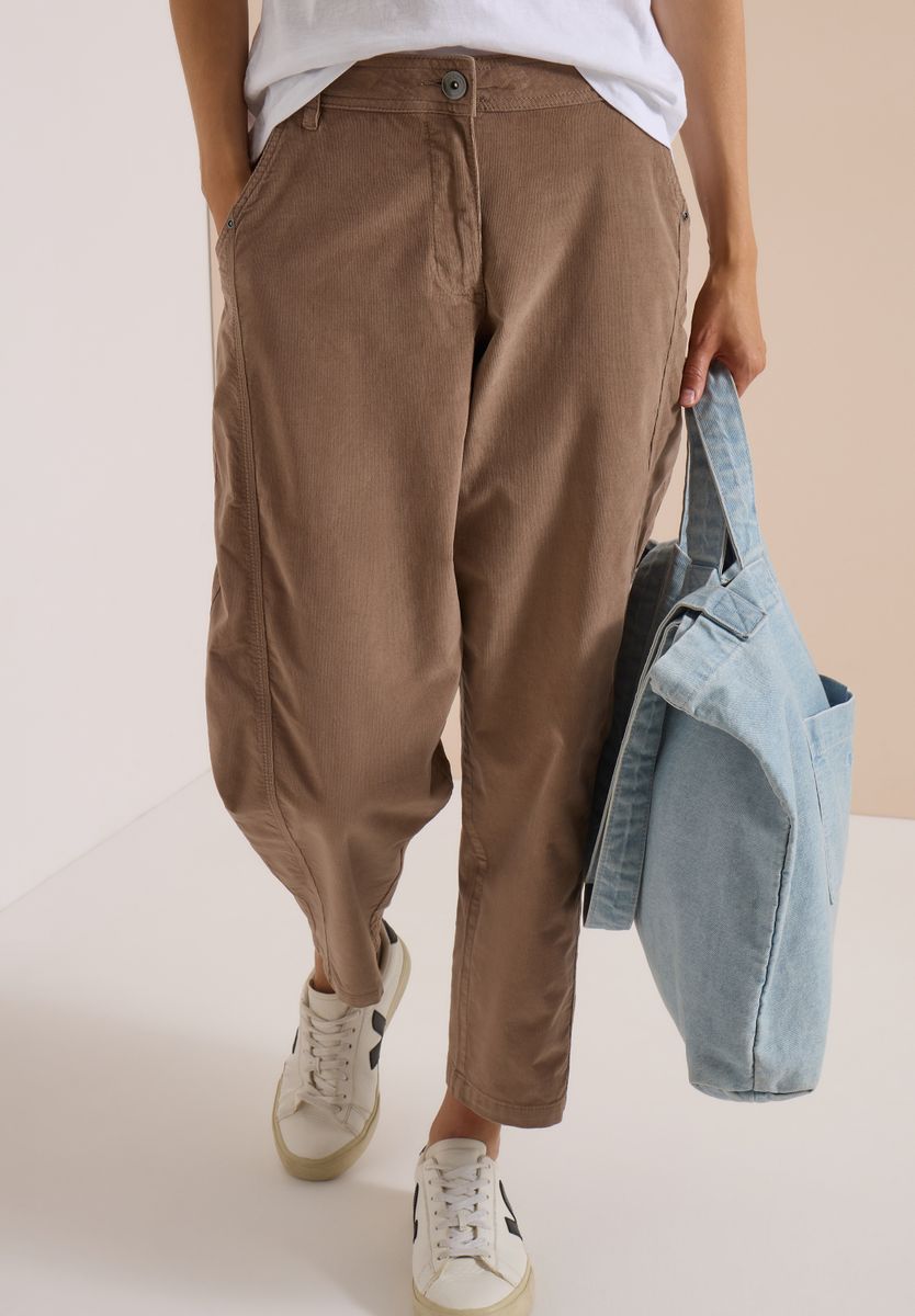 Mid Waist Barrel Leg Hose im Casual Fit