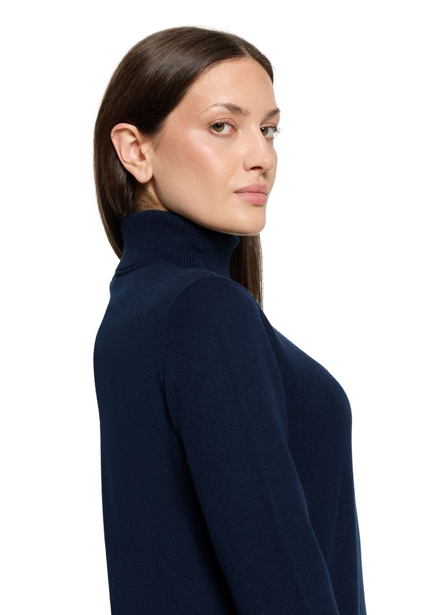 Rollkragenpullover