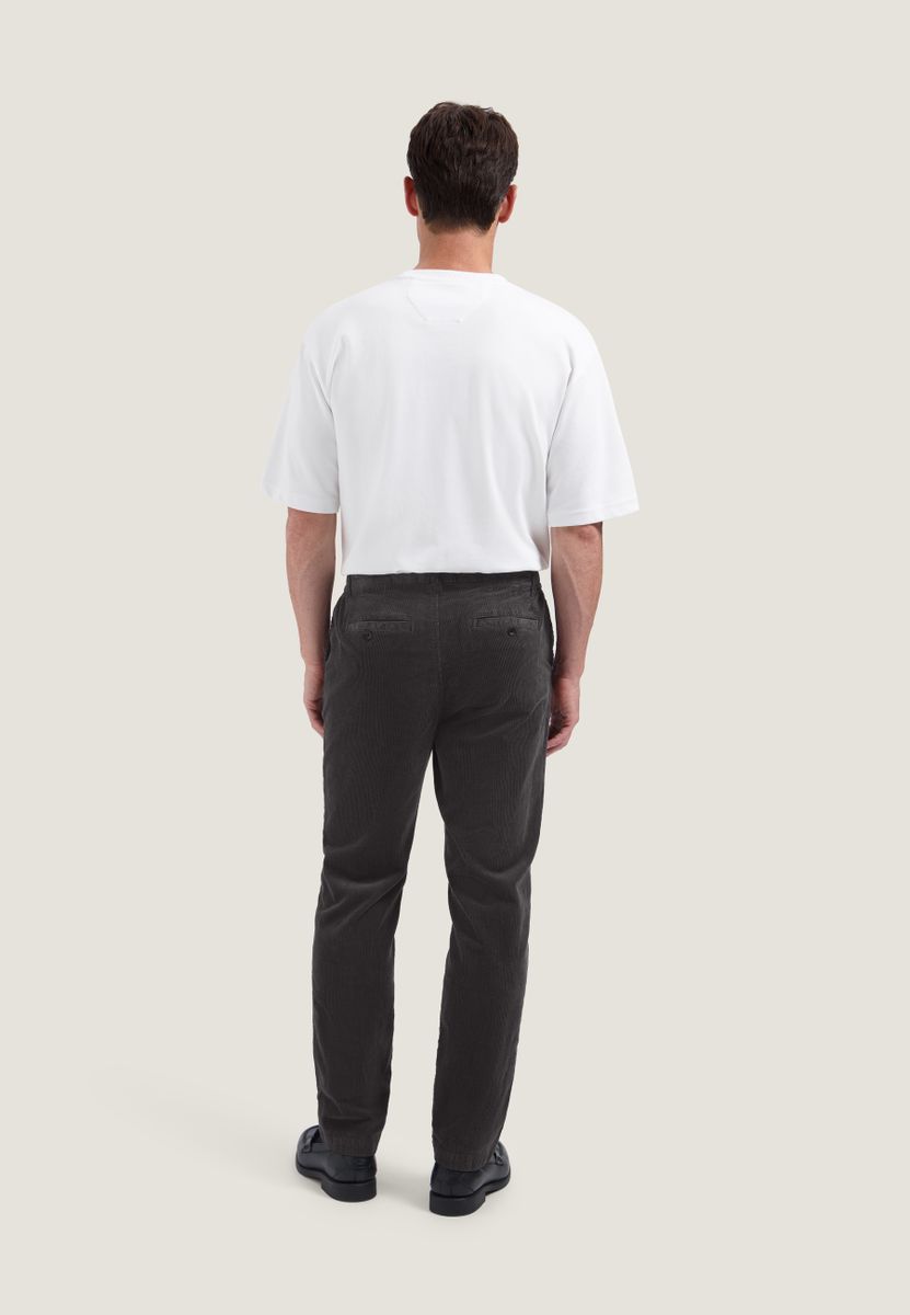 DS_Logan Lt. Wide Rib Chino