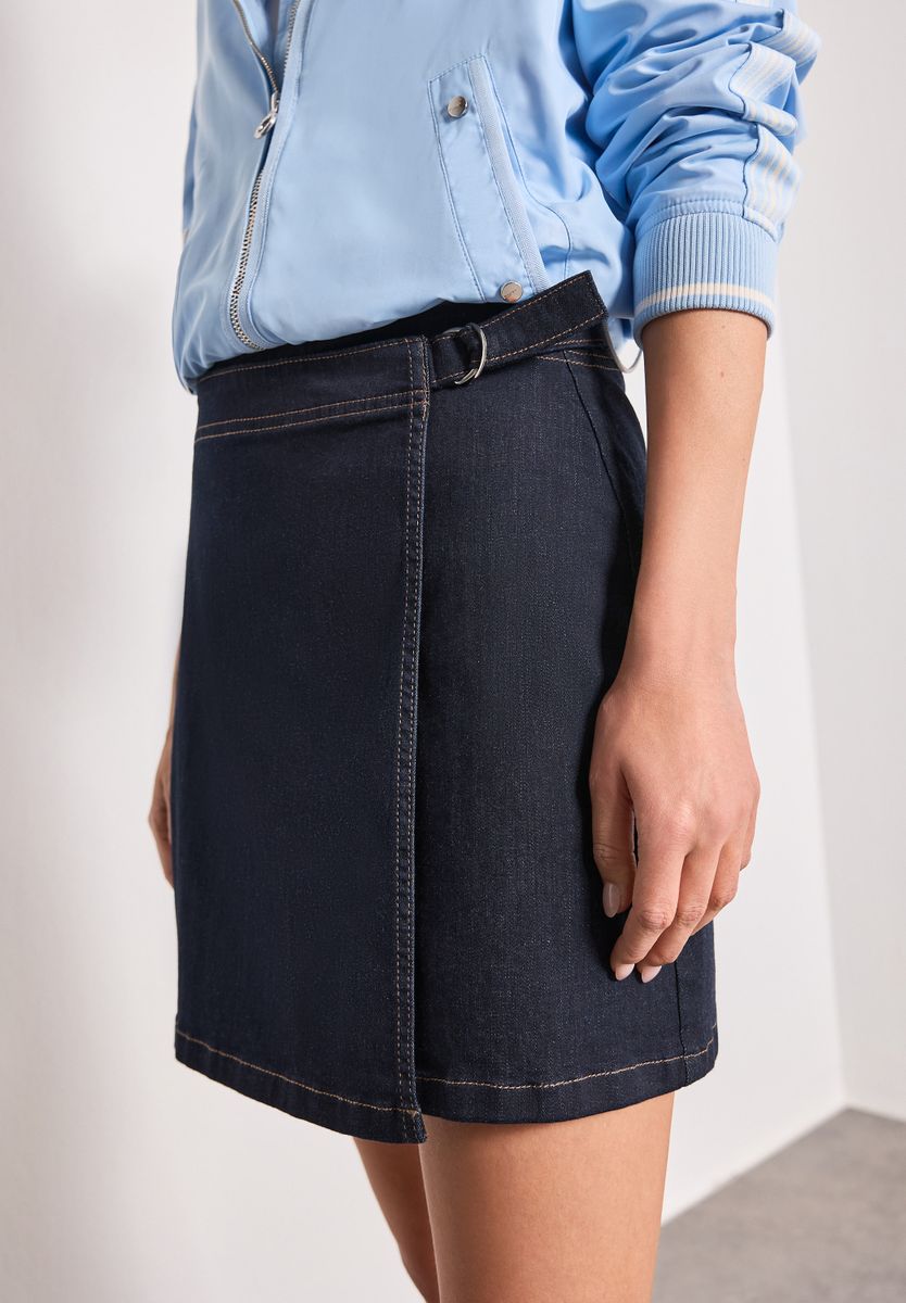 Kniefreier Denim Rock in Wickeloptik