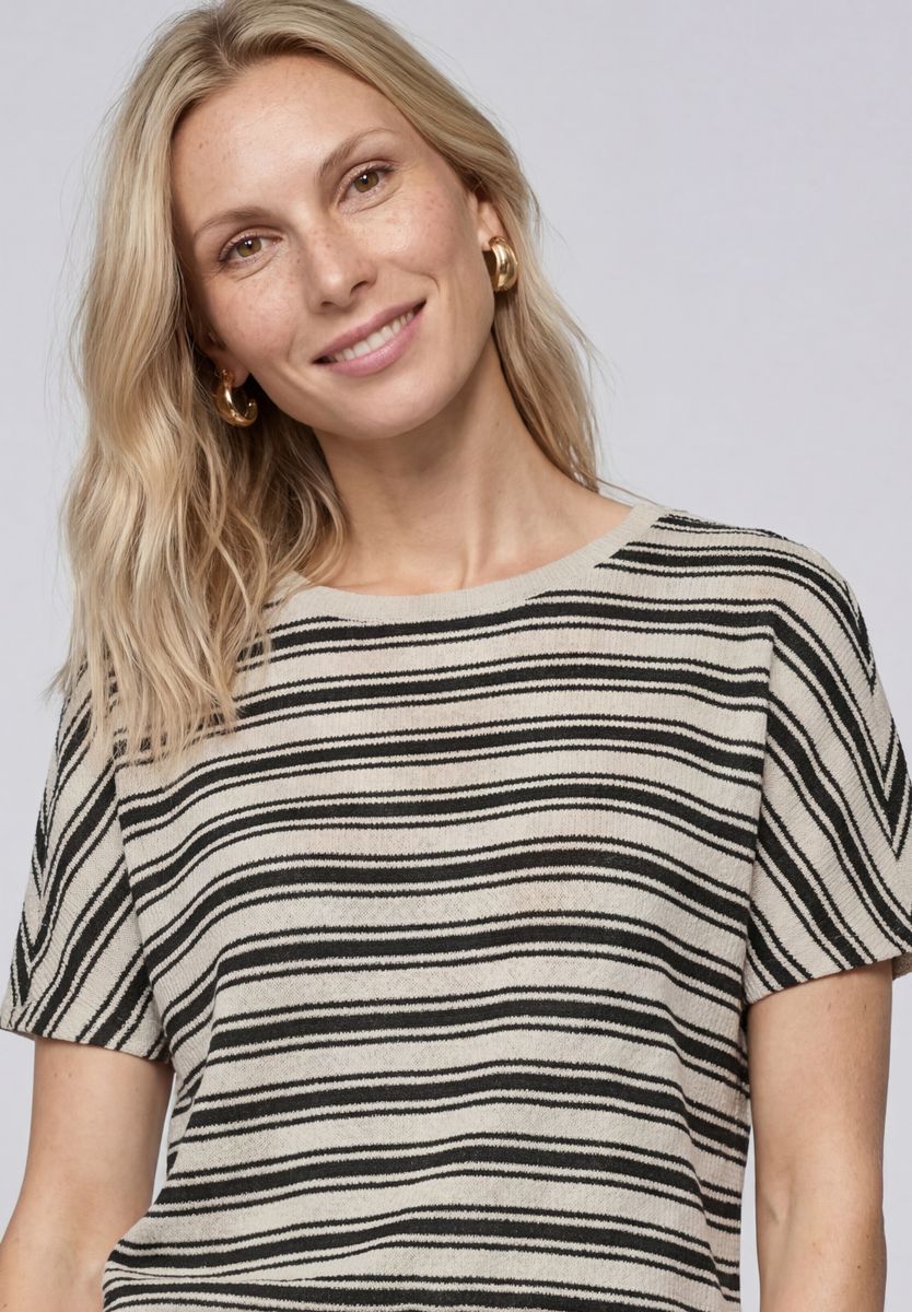 Shirt in Strick-Optik mit Rundhals