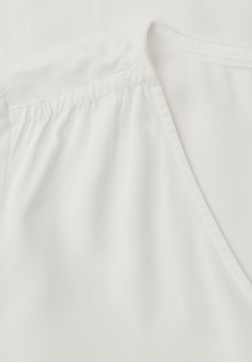Kurzarm Blusenshirt mit V-Neck