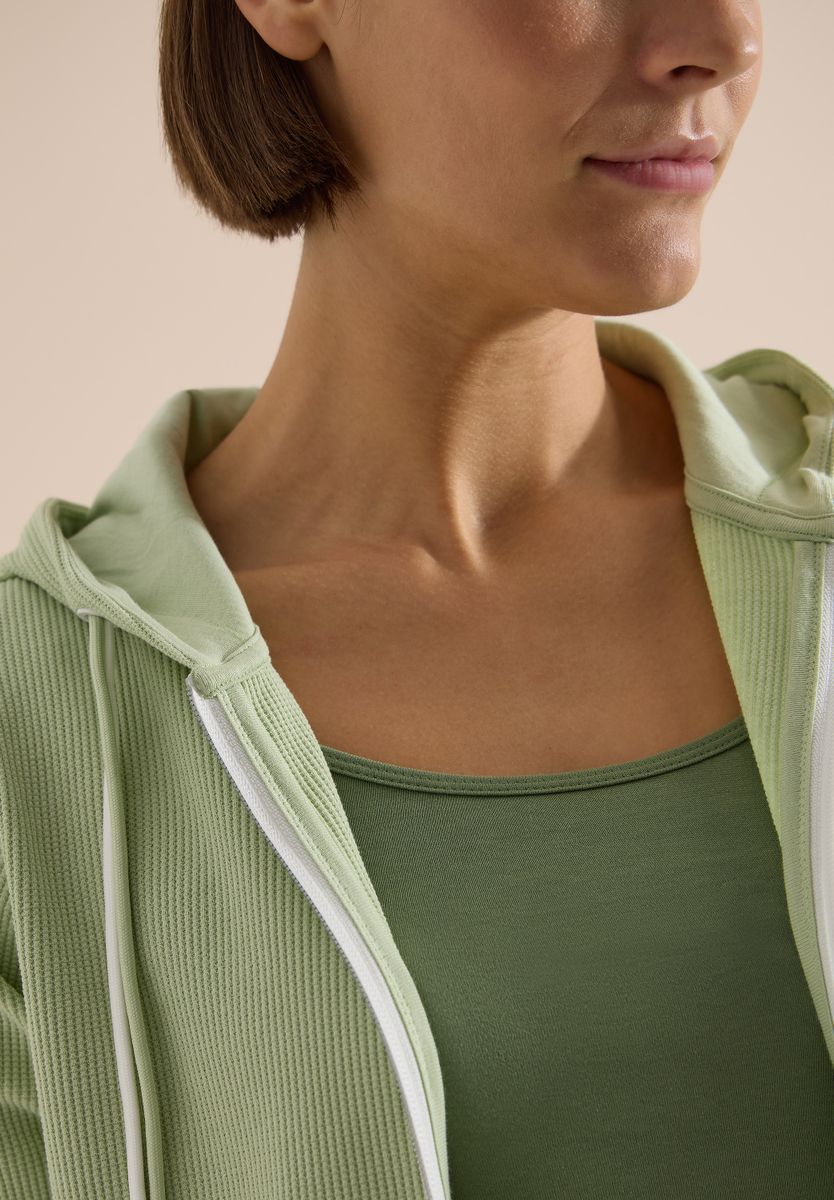 Langarm Jacke mit Kapuze und Struktur