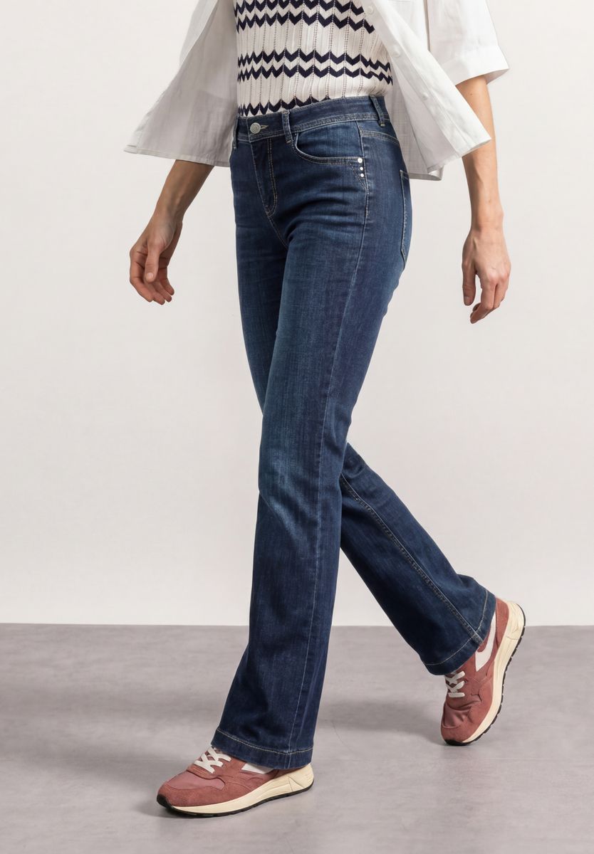 High Waist Bootcut Jeans im Slim Fit