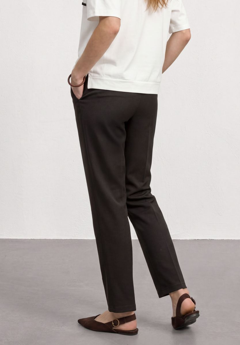 High Waist Straight Leg Hose im Casual Fit