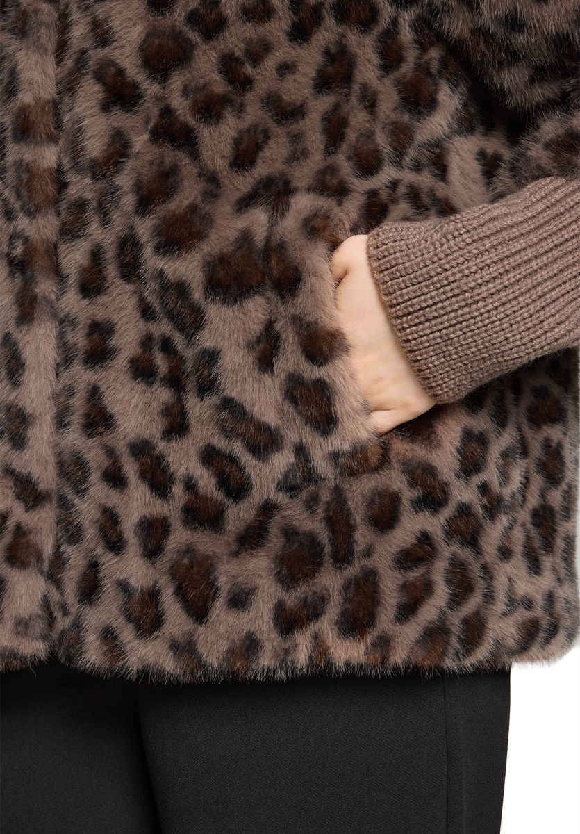 Plüschjacke