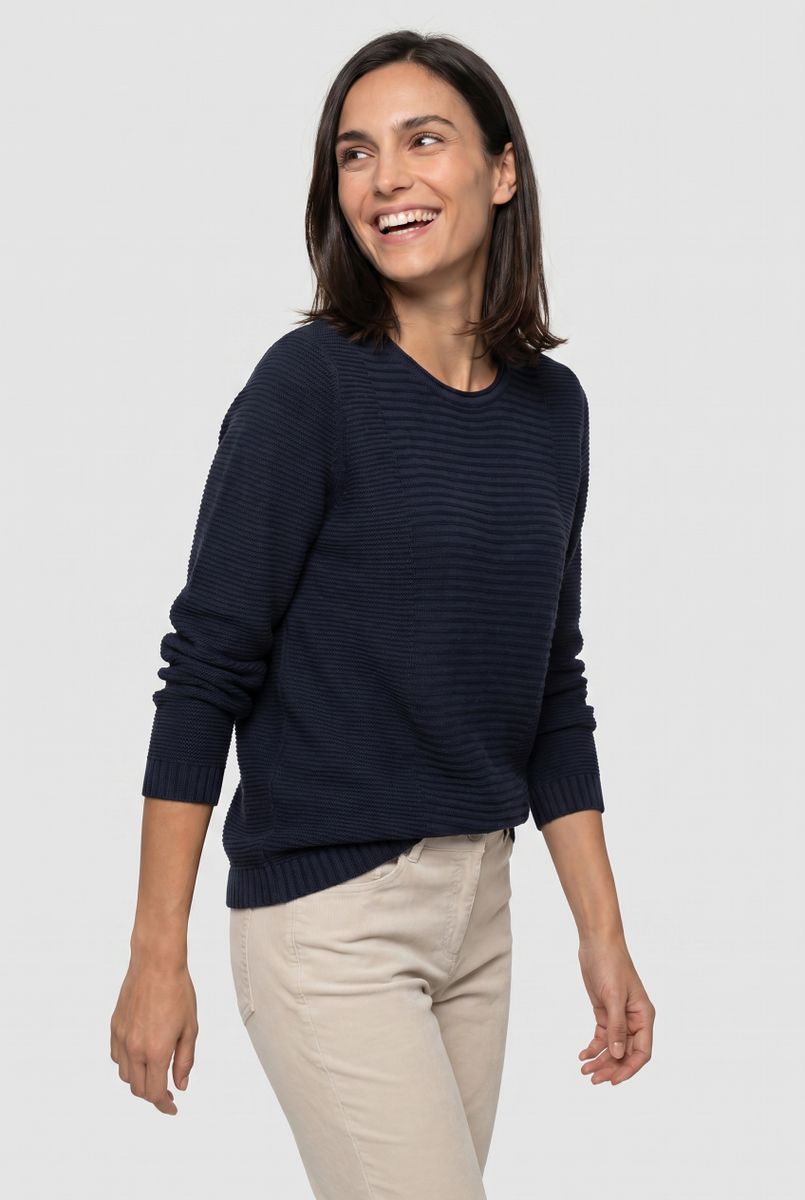 Pullover Long Sleeves