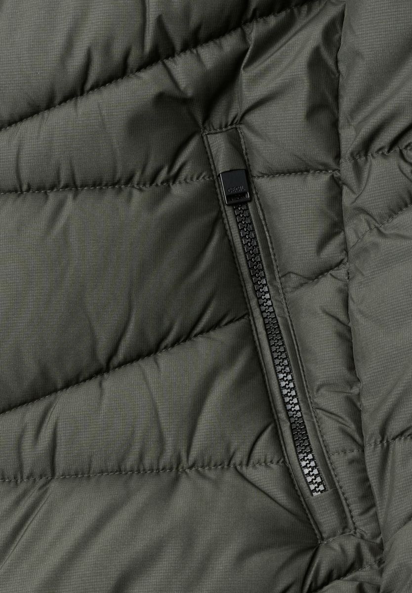 Steppjacke mit Kapuze und Zipper