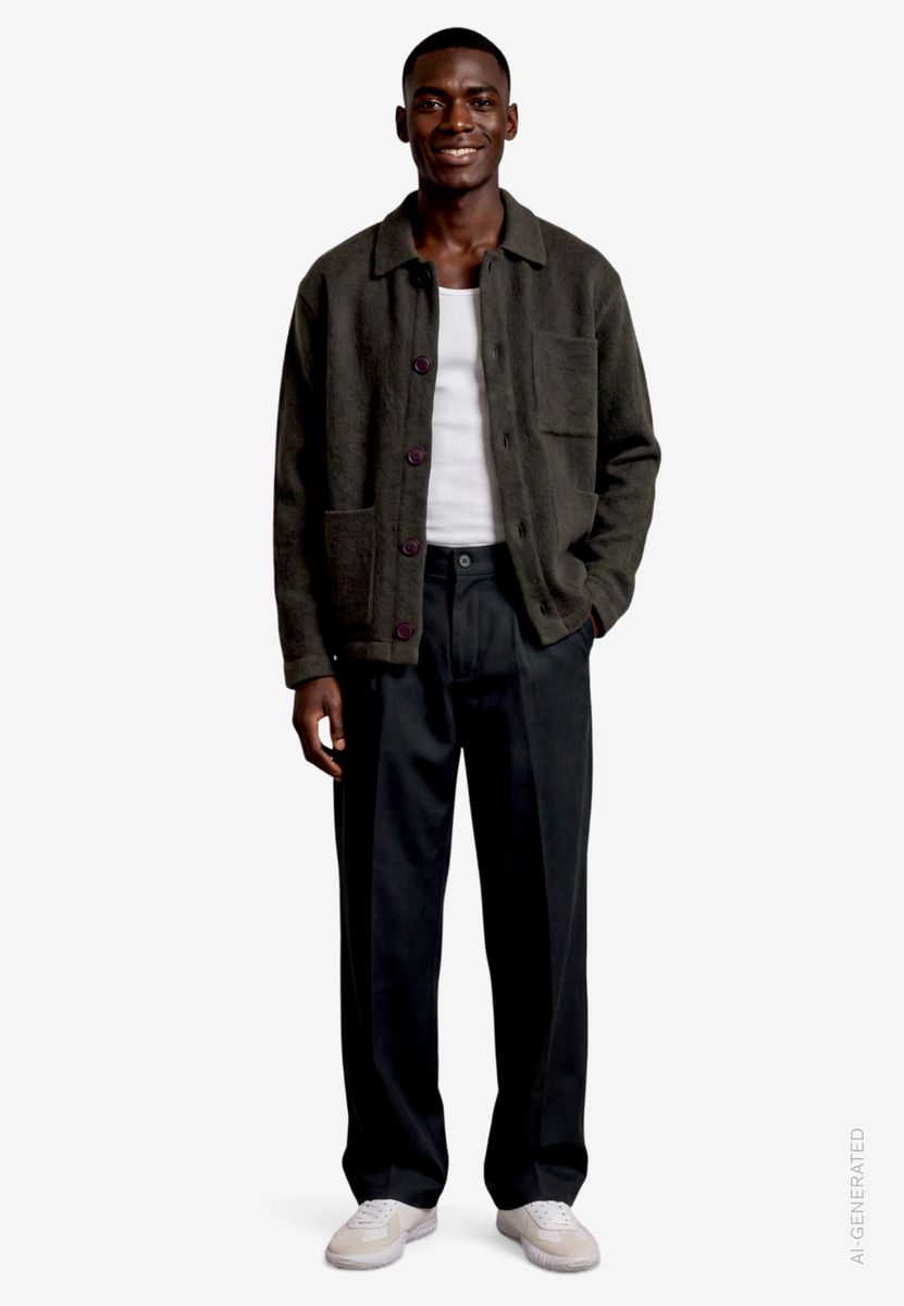 Herren Strickjacke aus Bouclé mit Hemdkragen